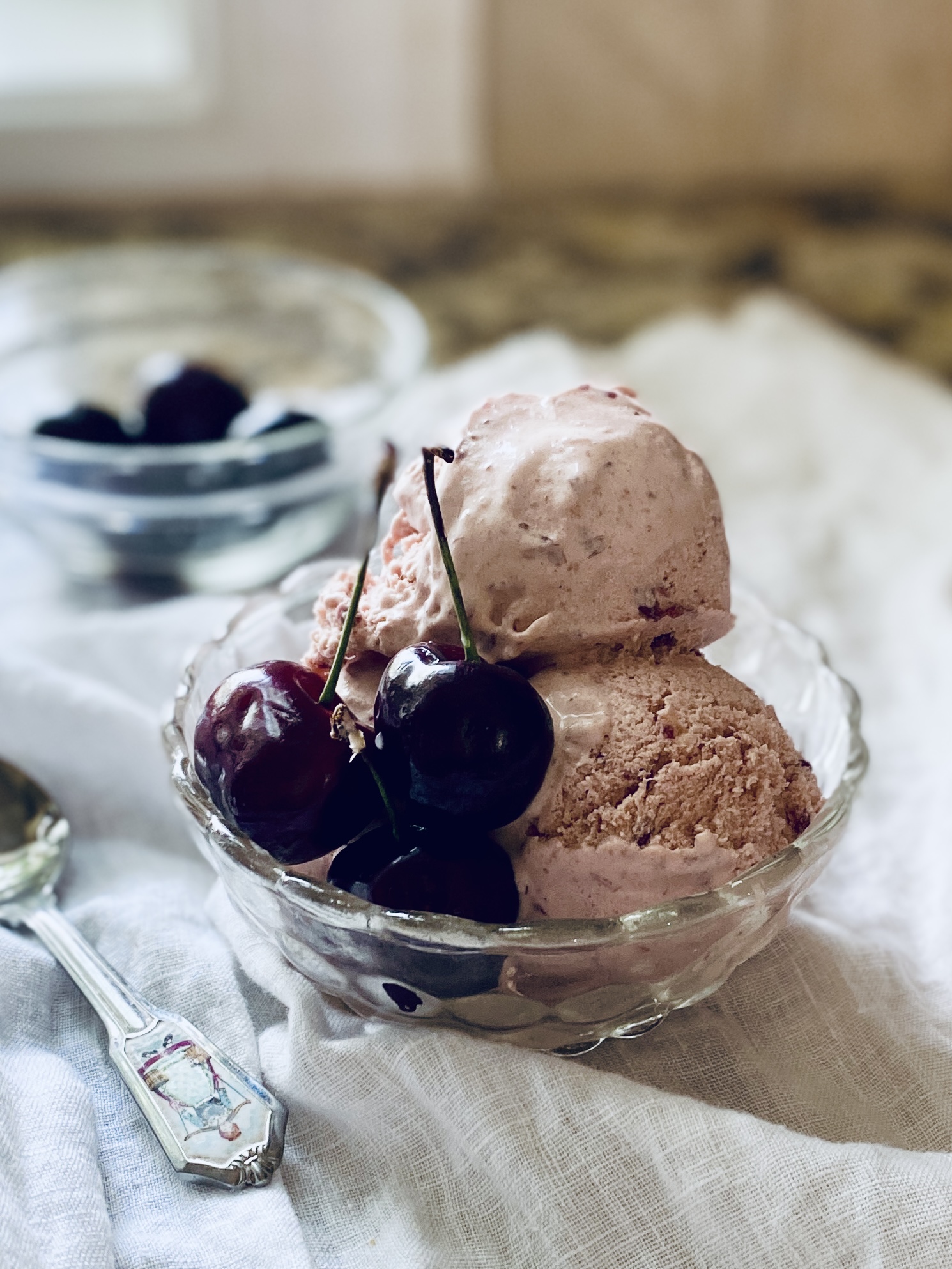 Easy Homemade Cherry Ice Cream