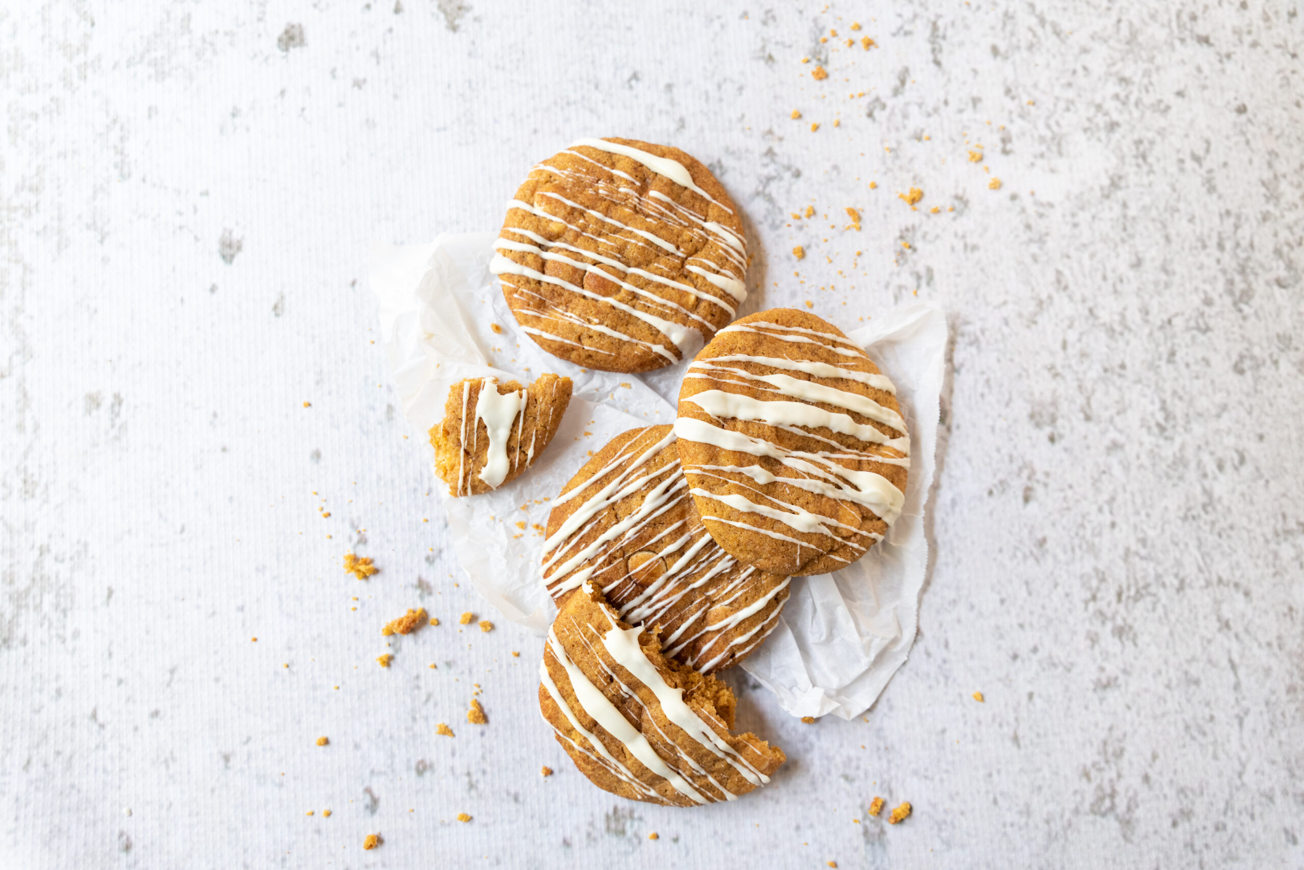 Pumpkin White Chocolate Snickerdoodle Cookies